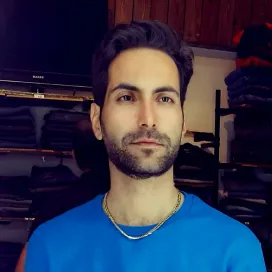 elyas24